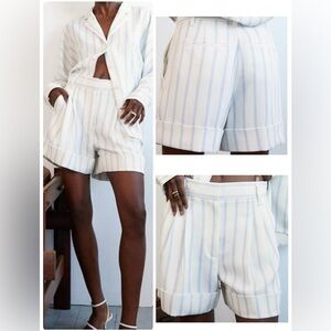 Aritzia Wilfred Labyrinth Shorts Blue White High Waist Pleated Cuffed Hem Size 2